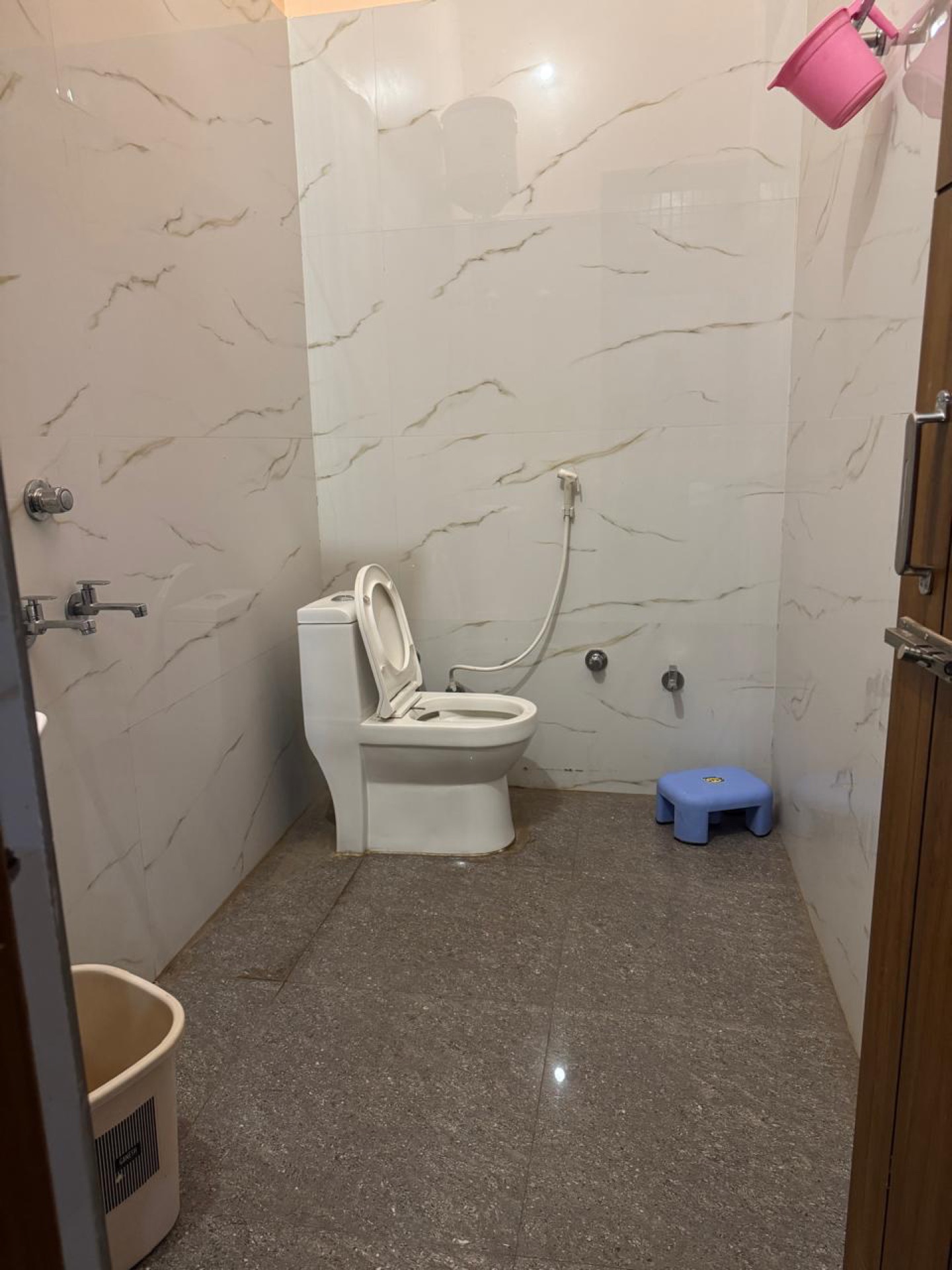 Deluxe bathroom